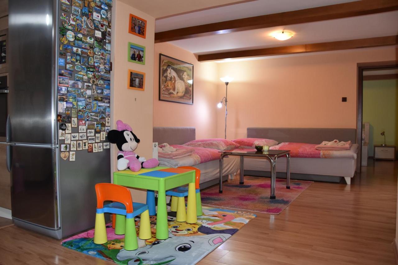 Dafinka Lägenhet Banská Bystrica Exteriör bild