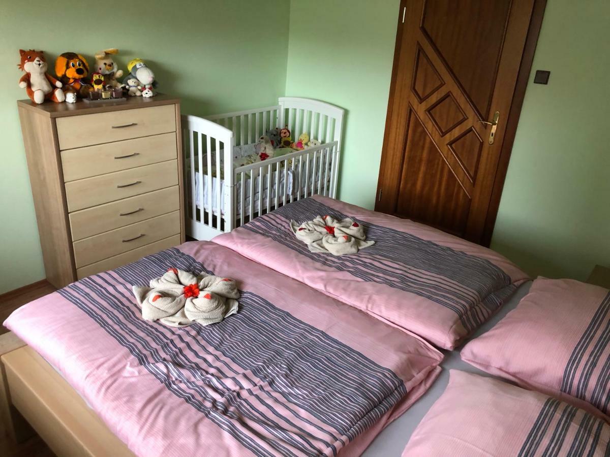 Dafinka Lägenhet Banská Bystrica Exteriör bild